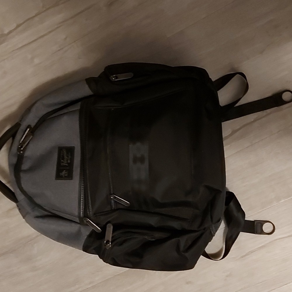 Knapsack penguin  🐧  brand! Laptops & cellphone  📱  perfect .  Computer  bag
